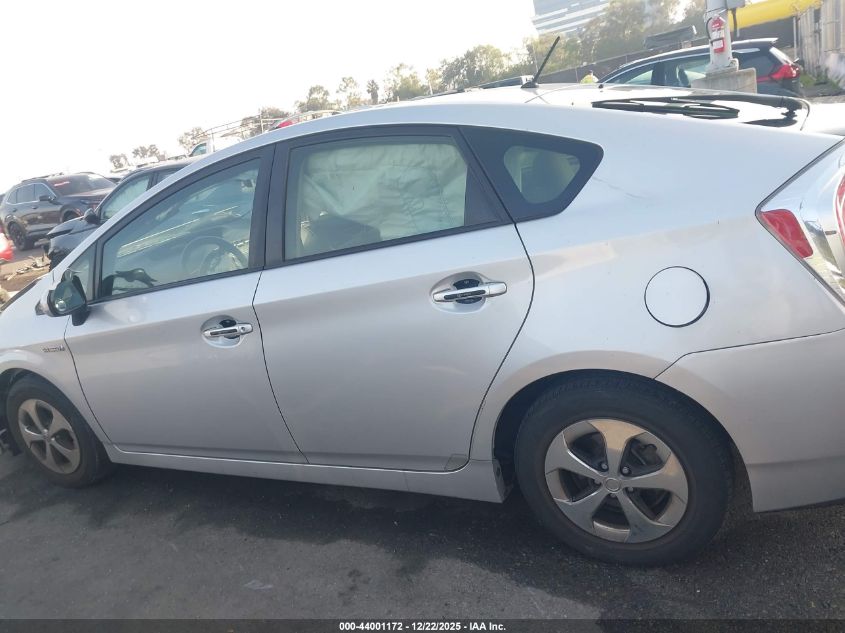 2015 Toyota Prius Two VIN: JTDKN3DU6F1935728 Lot: 44001172