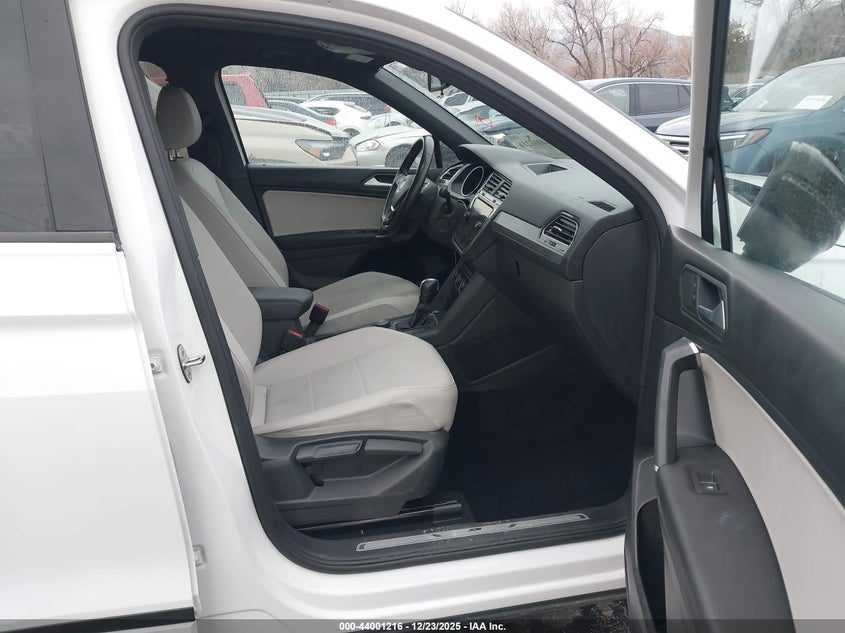 2020 Volkswagen Tiguan 2.0T Se/2.0T Se R-Line Black/2.0T Sel