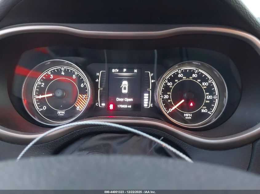 2014 Jeep Cherokee Latitude VIN: 1C4PJLCSXEW320778 Lot: 44001323