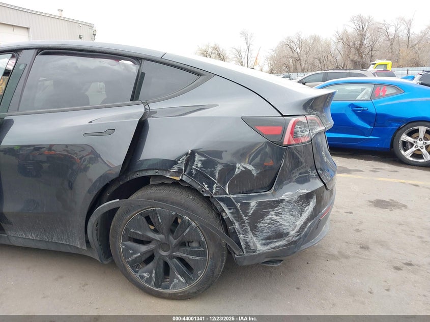 VIN 7SAYGDED6SF315426 2025 TESLA MODEL Y LONG RANGE DUAL MOTOR REAR-WHEEL DRIVE