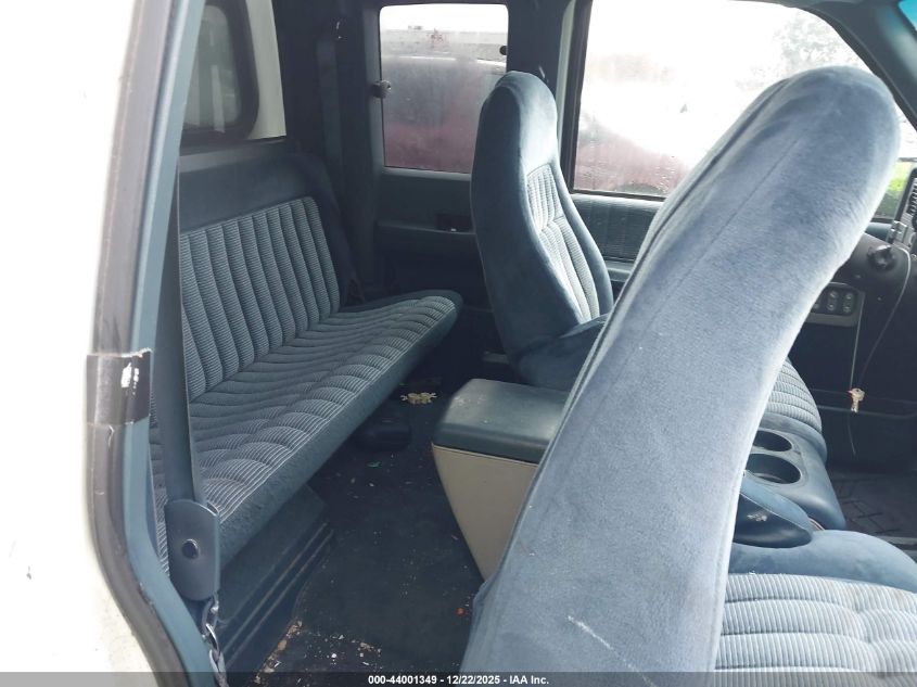 1994 Chevrolet Gmt-400 K1500 VIN: 1GCEK19K0RE277595 Lot: 44001349