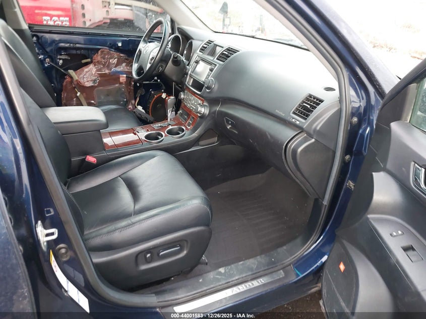 2013 Toyota Highlander Limited V6