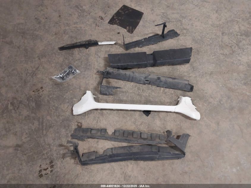 2015 Ford Escape Titanium VIN: 1FMCU9J93FUA58491 Lot: 44001624