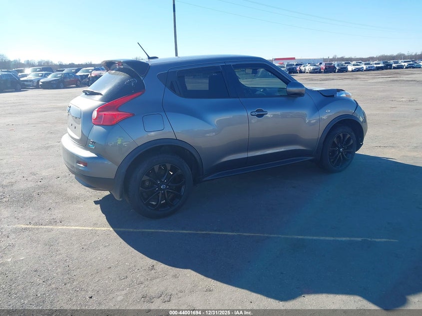 Vin: jn8af5mr8dt225753, lot: 44497436, nissan juke sv 20134