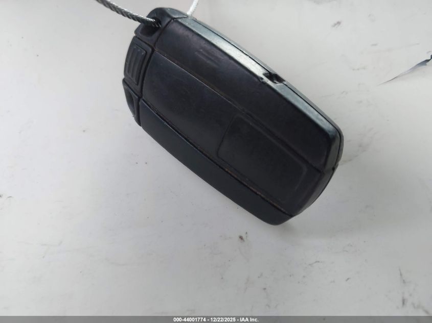 2011 BMW 328I VIN: WBAKE5C53BE574190 Lot: 44001774