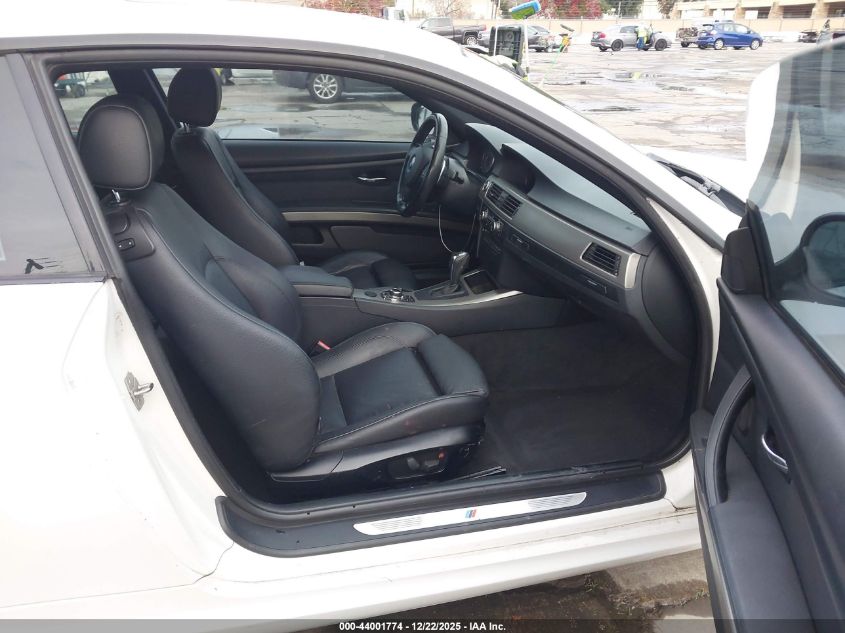 2011 BMW 328I VIN: WBAKE5C53BE574190 Lot: 44001774