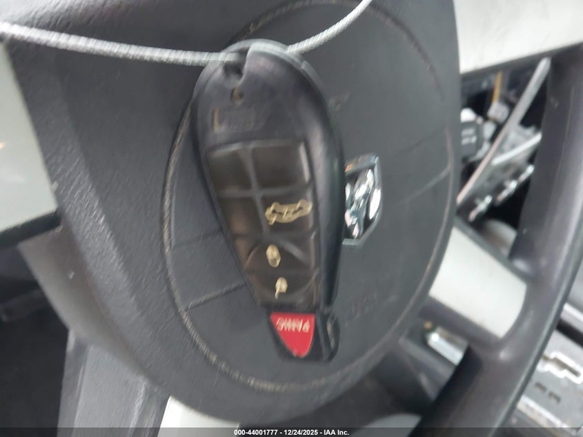 2009 Dodge Charger Sxt VIN: 2B3LA33V29H638067 Lot: 44001777