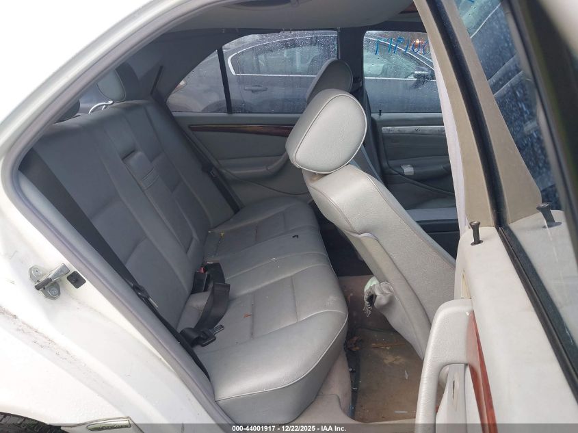 1998 Mercedes-Benz C 230 VIN: WDBHA23G2WA633010 Lot: 44001917