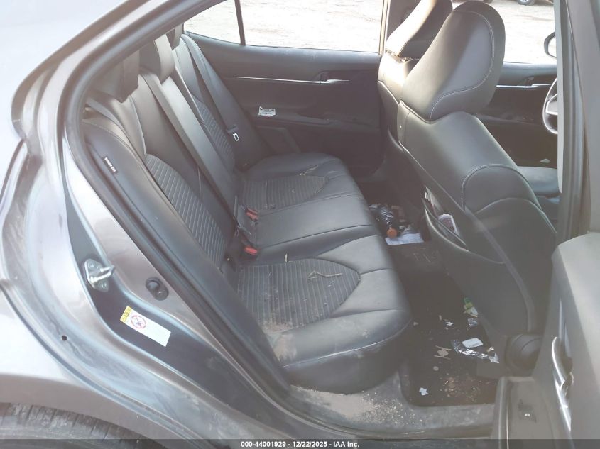 2018 Toyota Camry Se VIN: 4T1B11HK0JU001883 Lot: 44001929