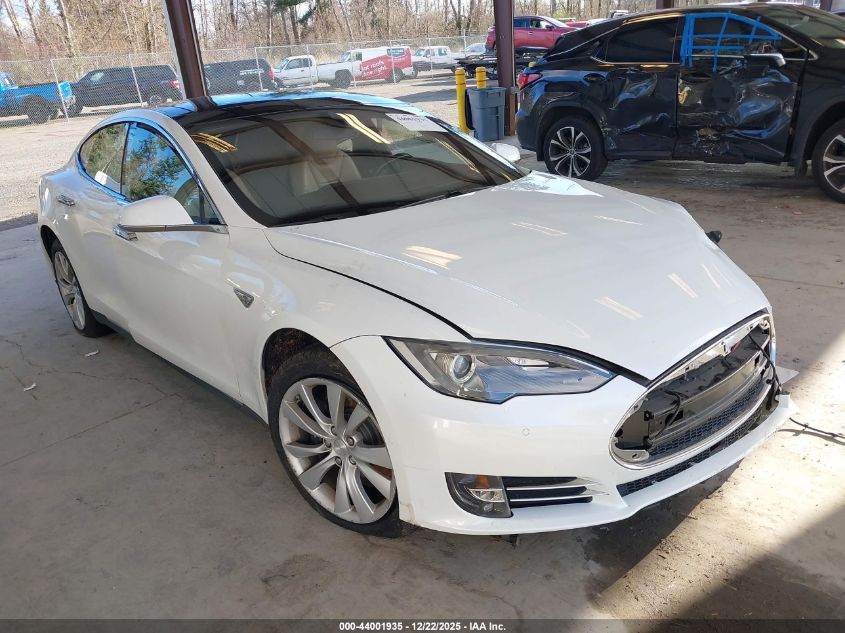 2015 Tesla Model S 70D/85D/P85D VIN: 5YJSA1H20FF084994 Lot: 44001935