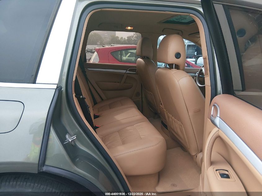 2010 Porsche Cayenne VIN: WP1AA2APXALA06511 Lot: 44001936