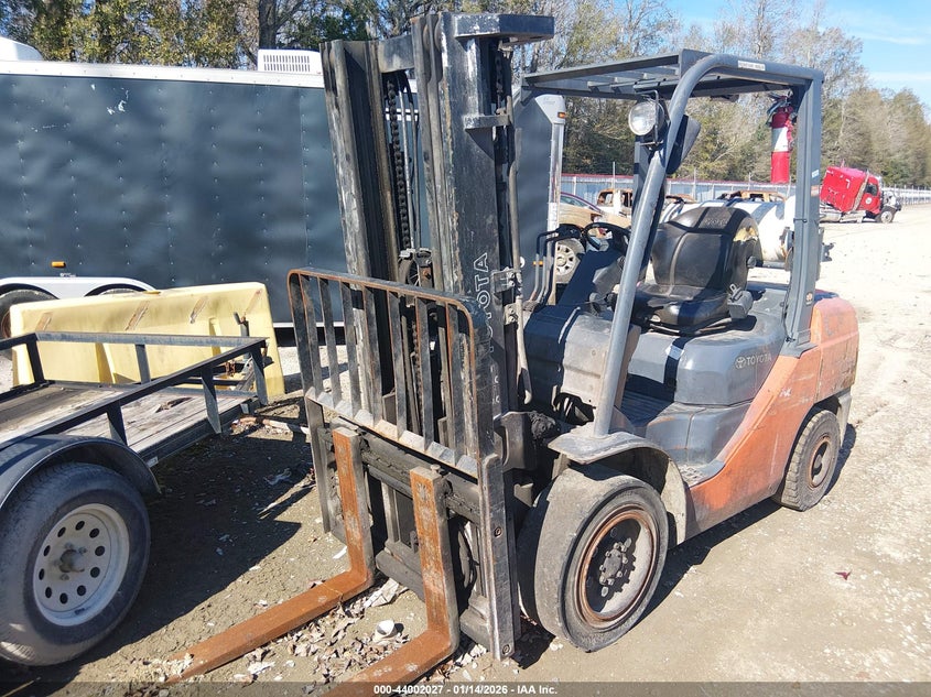 Vin: 0000008fgu3238382, lot: 44497770, toyota forklift 20132