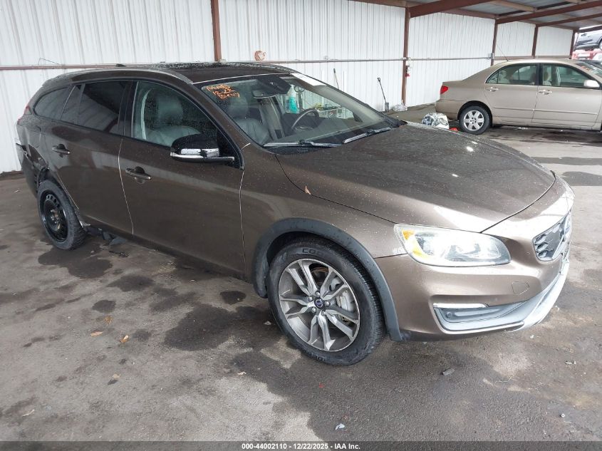2015 Volvo V60 Cross Country T5 VIN: YV4612HK7F1000389 Lot: 44002110