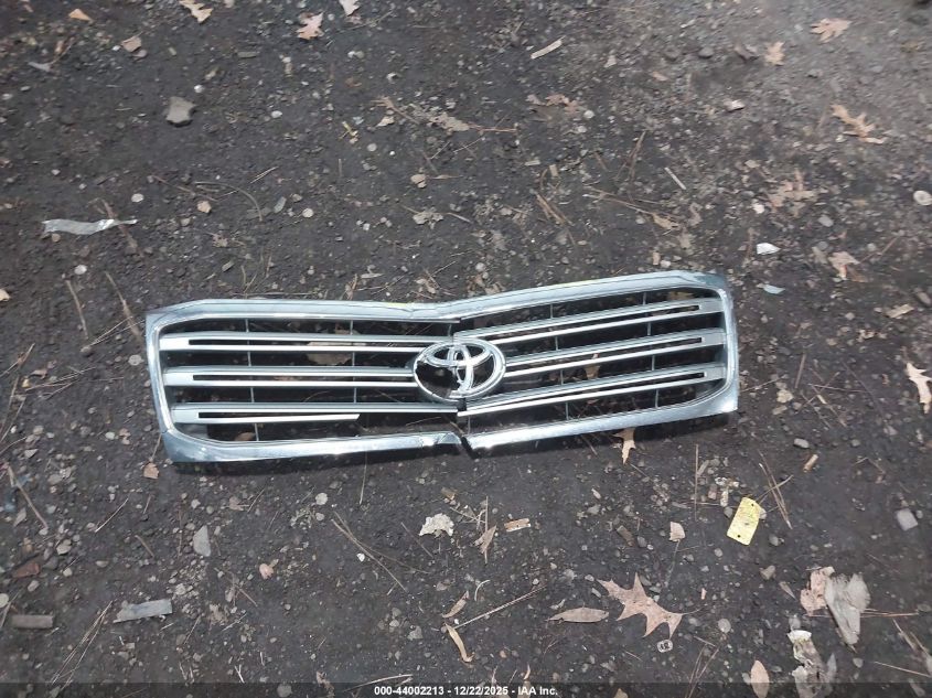 2005 Toyota Land Cruiser V8 VIN: JTEHT05J852080134 Lot: 44002213