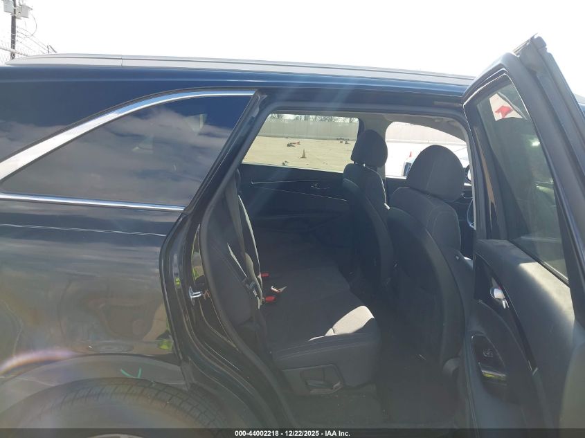 2018 Kia Sorento 2.4L Lx VIN: 5XYPG4A39JG348949 Lot: 44002218