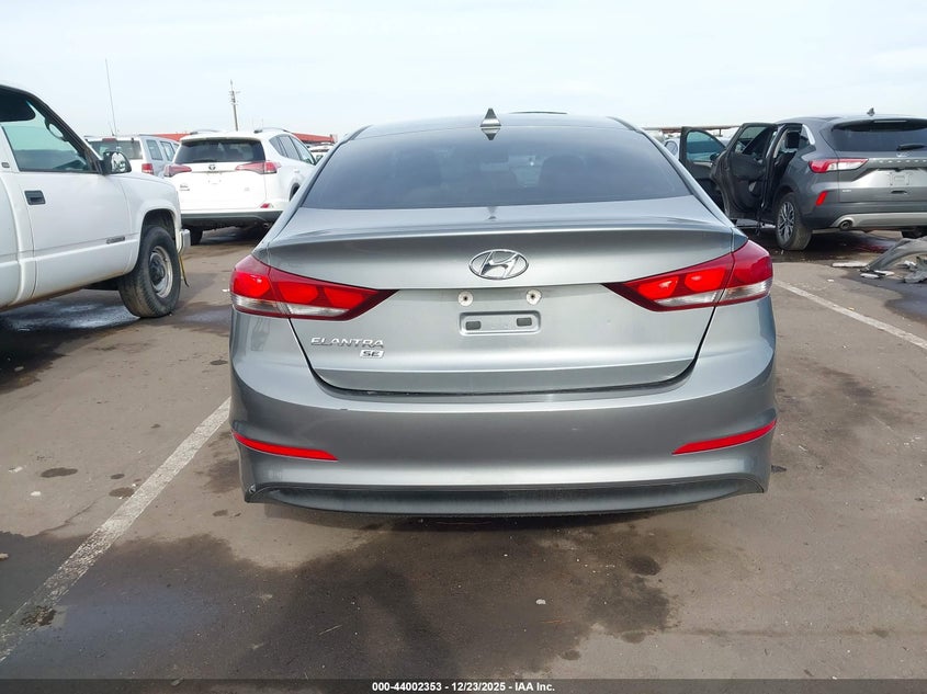 VIN KMHD74LF4HU385258 2017 HYUNDAI ELANTRA SE
