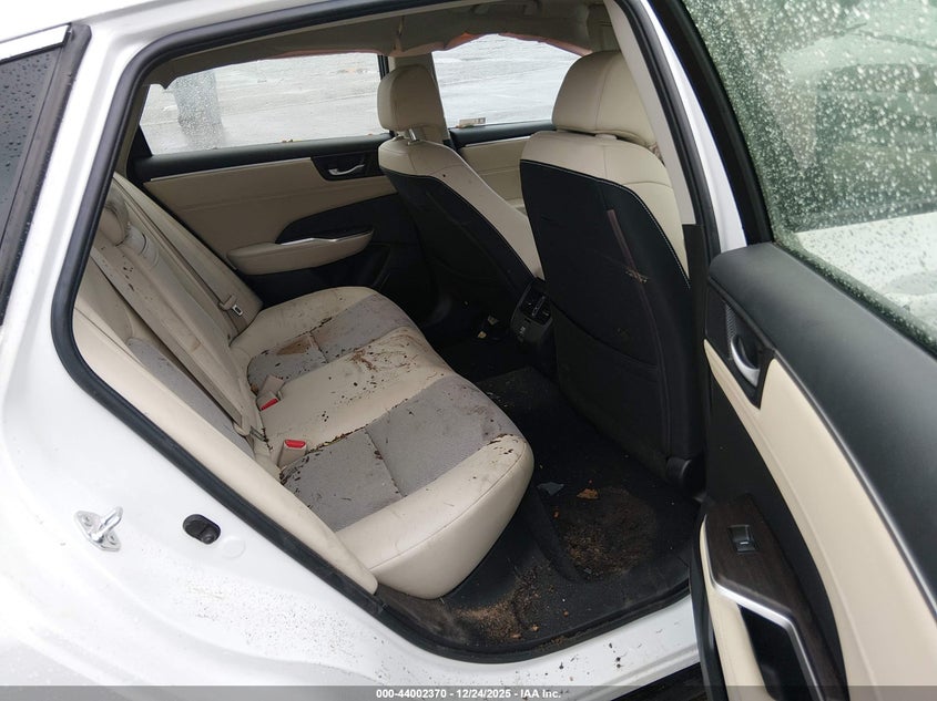 VIN JHMZC5F19JC016806 2018 HONDA CLARITY PLUG-IN HYBRID