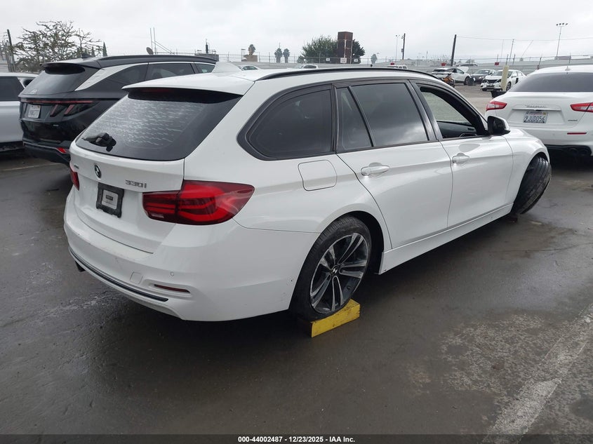 2018 BMW 330I xDrive