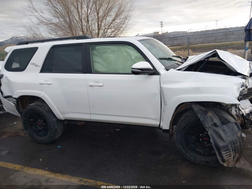 2019 Toyota 4Runner Trd Off Road Premium VIN: JTEBU5JR2K5726452 Lot: 44002489