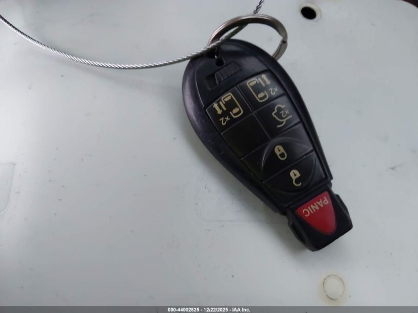 2013 Dodge Grand Caravan Sxt VIN: 2C4RDGCG4DR738411 Lot: 44002525