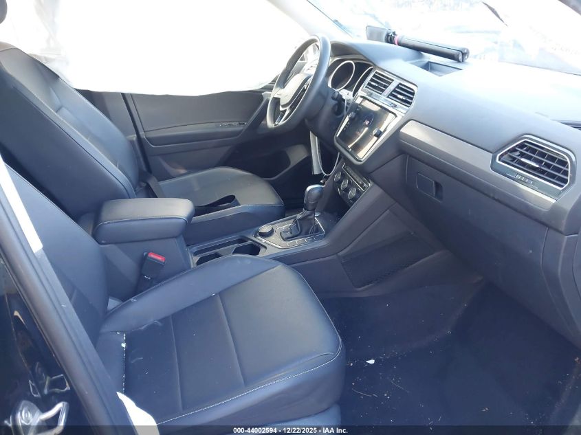 2021 Volkswagen Tiguan 2.0T Se/2.0T Se R-Line Black/2.0T Sel VIN: 3VV2B7AXXMM023586 Lot: 44002594