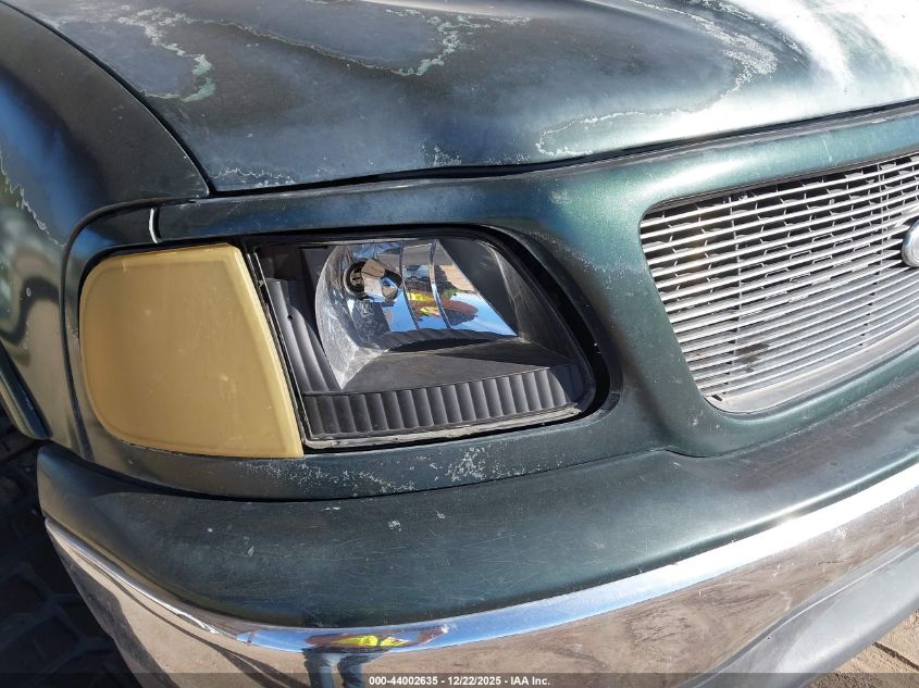 2001 Ford F-150 King Ranch Edition/Lariat/Xlt VIN: 1FTRW08L11KB77084 Lot: 44002635