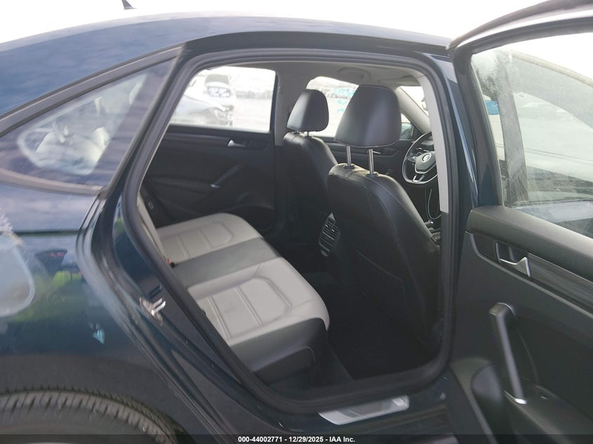 VIN 1VWMA7A37LC026448 2020 VOLKSWAGEN PASSAT 2.0T R-LINE