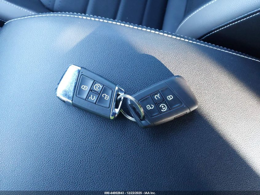 2021 Volkswagen Atlas Cross Sport 3.6L V6 Sel Premium R-Line VIN: 1V2FE2CA0MC232550 Lot: 44002843