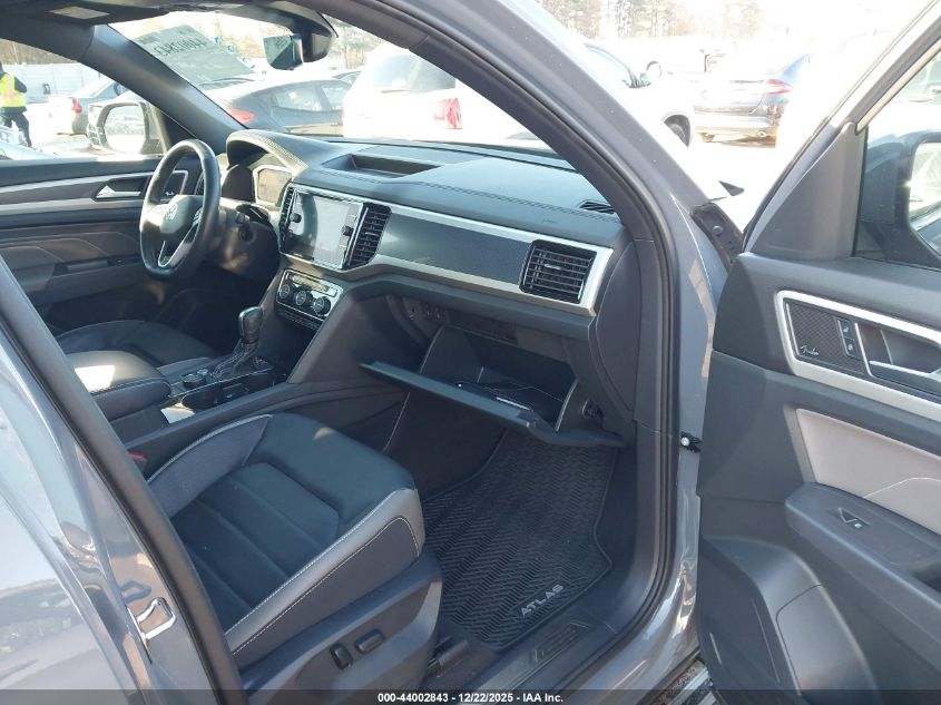 2021 Volkswagen Atlas Cross Sport 3.6L V6 Sel Premium R-Line VIN: 1V2FE2CA0MC232550 Lot: 44002843