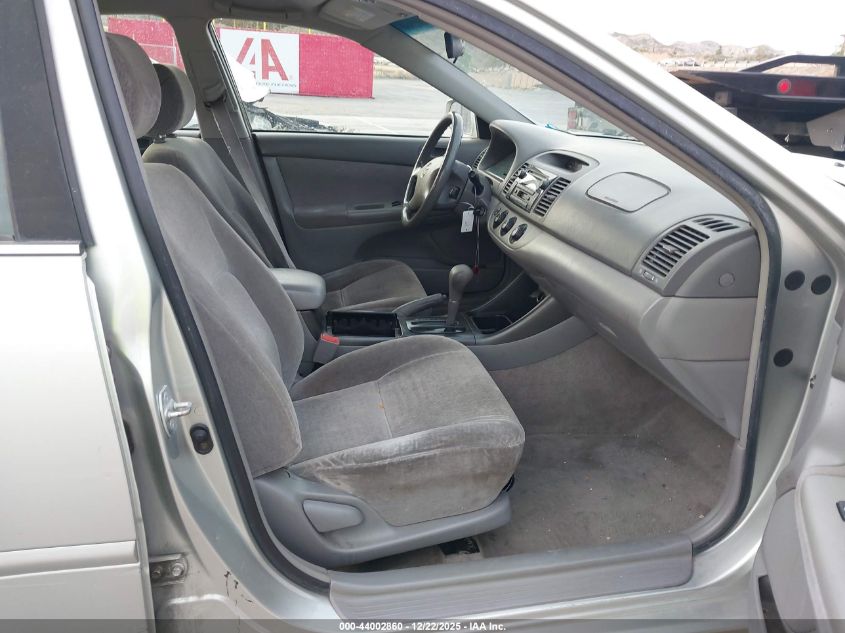 2003 Toyota Camry Le VIN: JTDBE32K530242054 Lot: 44002860