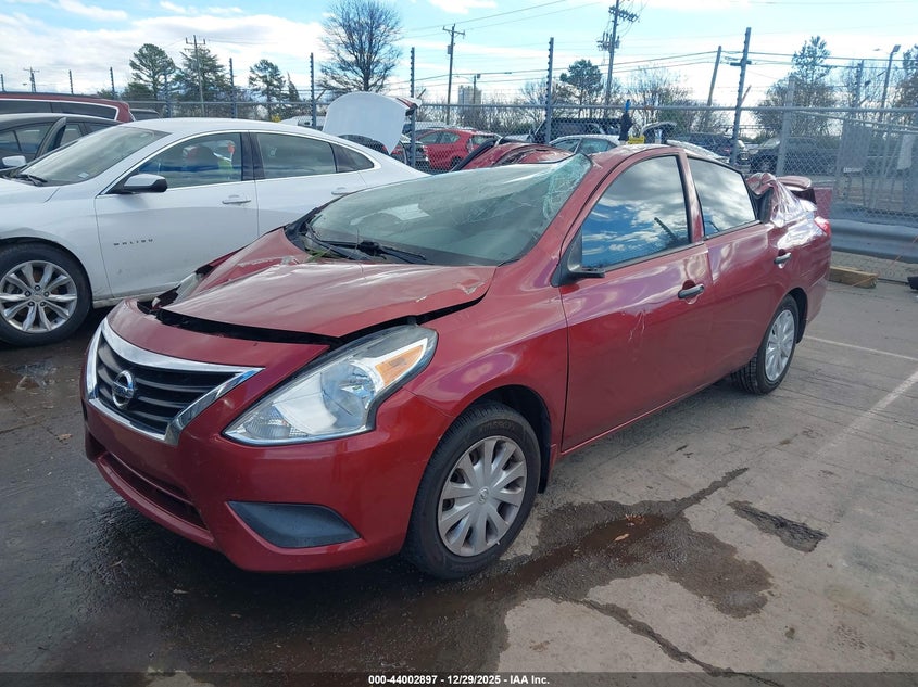 2016 Nissan Versa 1.6 S+