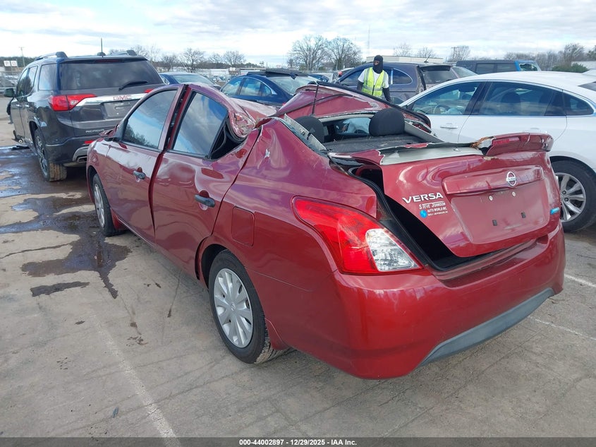 2016 Nissan Versa 1.6 S+