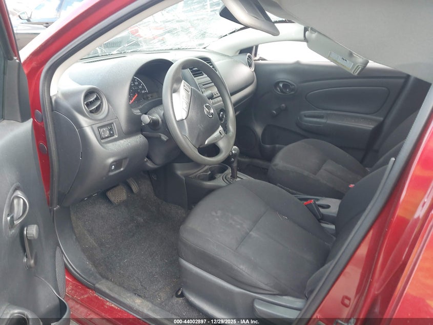 2016 Nissan Versa 1.6 S+
