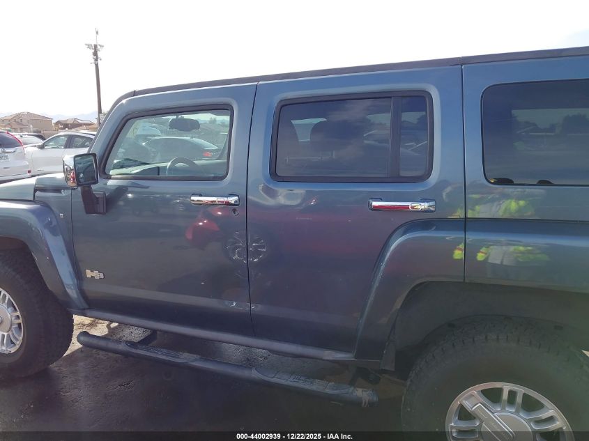 2006 Hummer H3 Suv VIN: 5GTDN136068318809 Lot: 44002939