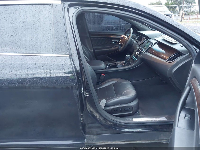 2019 Ford Taurus Limited