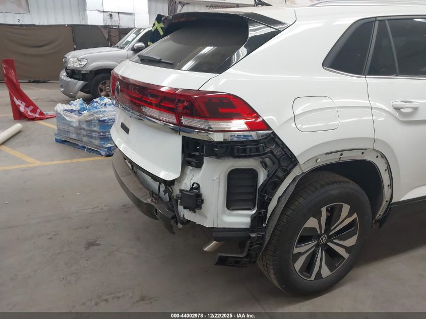 2025 Volkswagen Atlas Cross Sport 2.0T Se VIN: 1V2DE2CA0SC222573 Lot: 44002978