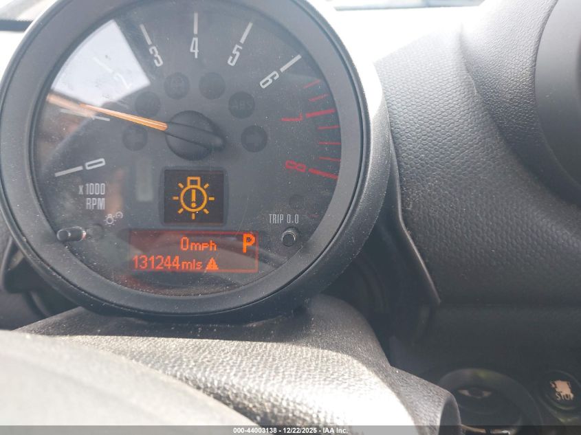 2015 Mini Countryman Cooper VIN: WMWZB3C5XFWR42585 Lot: 44003138