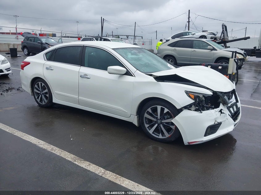 2016 Nissan Altima 2.5 Sr