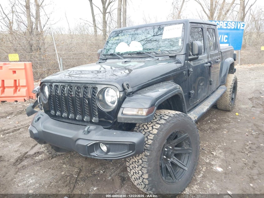 2021 Jeep Gladiator Overland 4X4 #2