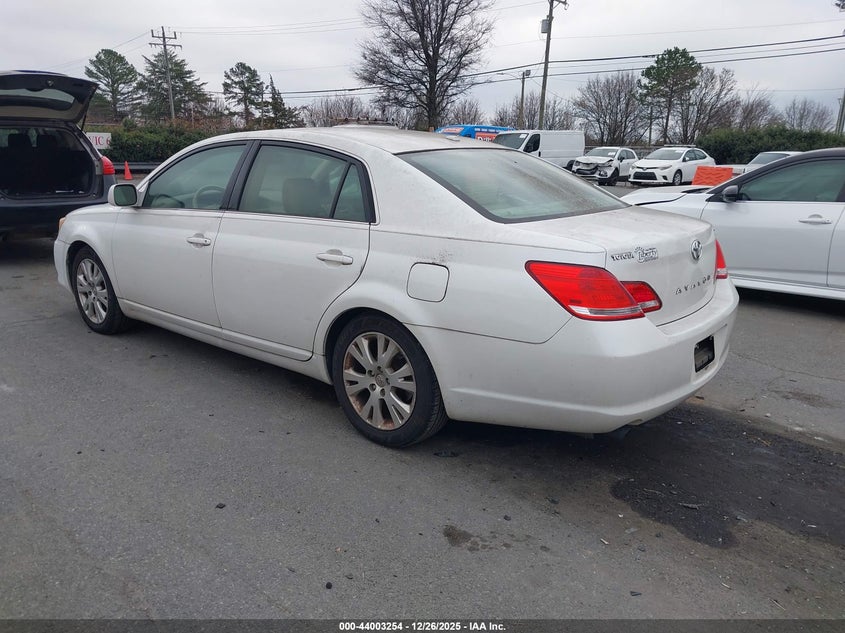 2010 Toyota Avalon Xls