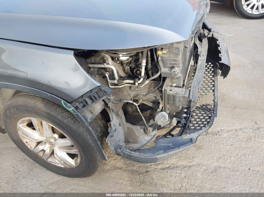 2016 Volkswagen Tiguan S VIN: WVGAV7AX1GW612804 Lot: 44003262