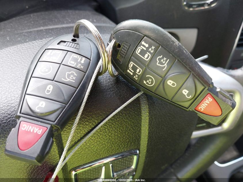 2014 Dodge Grand Caravan R/T VIN: 2C4RDGEGXER385574 Lot: 44003304