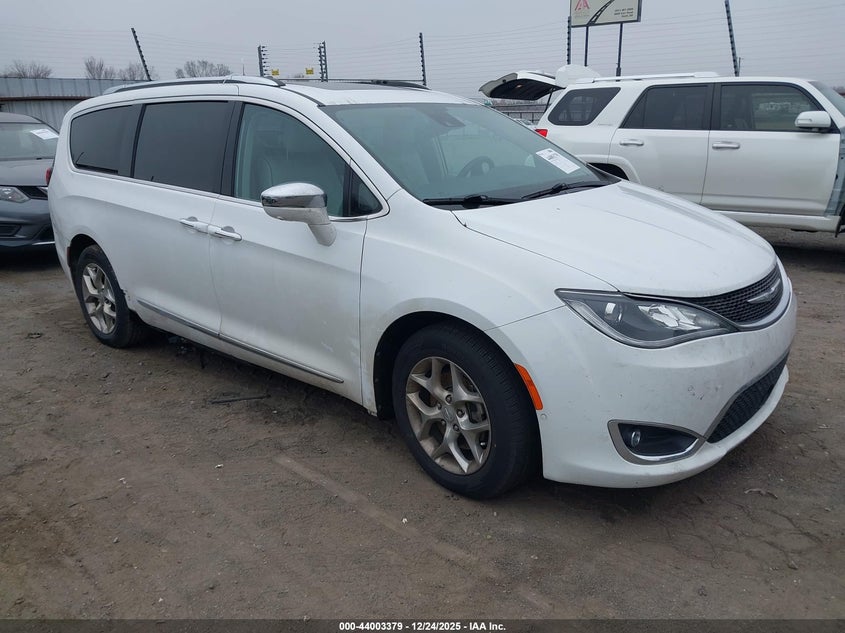 2C4RC1GG8HR638103 2017 Chrysler Pacifica Limited auction photo 1
