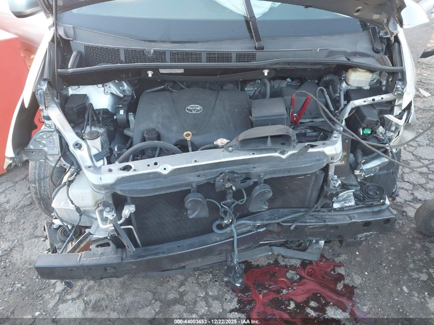 2018 Toyota Sienna Xle 8 Passenger VIN: 5TDYZ3DC7JS959182 Lot: 44003453