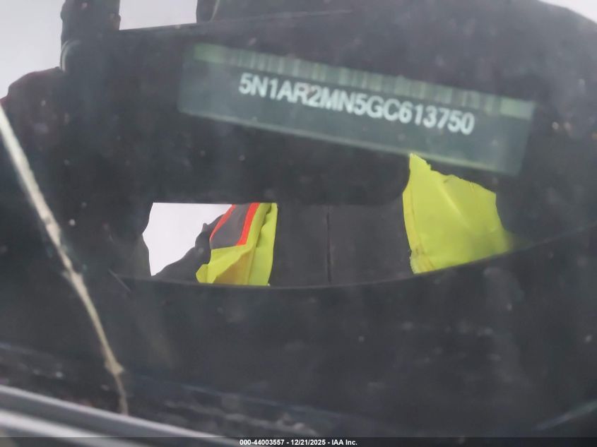 2016 Nissan Pathfinder Sl VIN: 5N1AR2MN5GC613750 Lot: 44003557