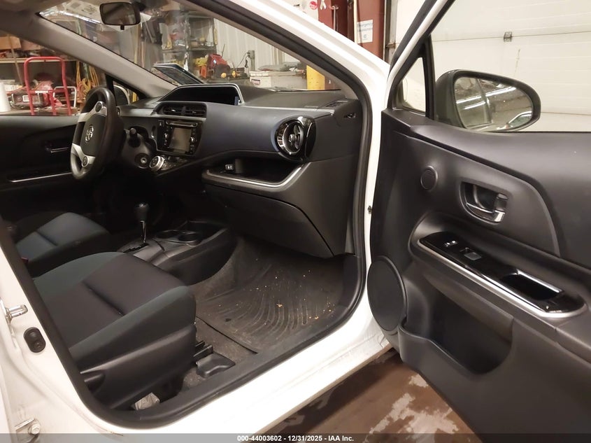 2015 Toyota Prius C Two