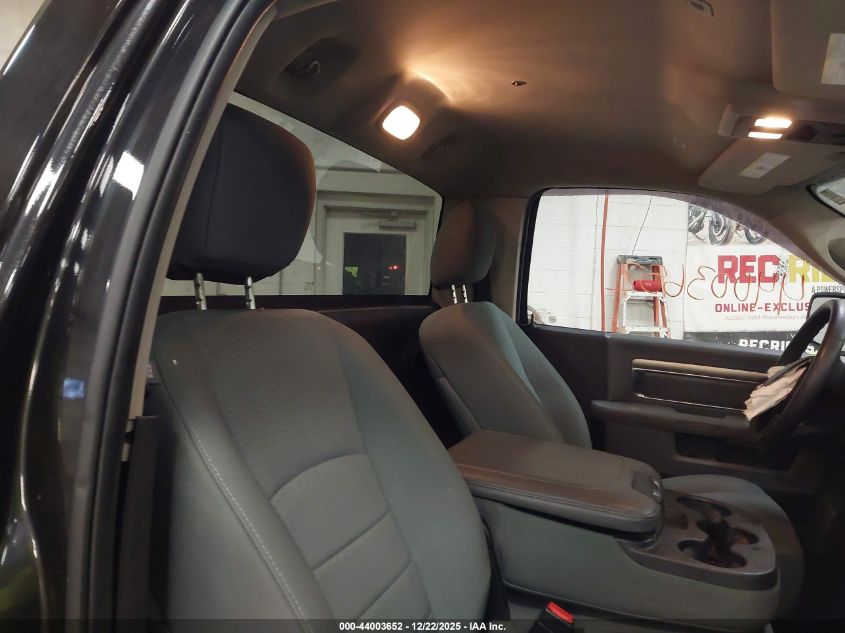 2018 Ram 1500 Express 4X4 6'4 Box VIN: 3C6JR7AG4JG140331 Lot: 44003652