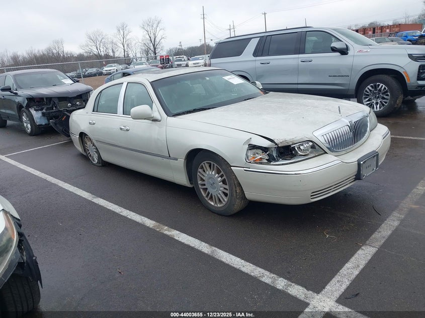 1LNHM83V66Y614960 2006 Lincoln Town Car Designer Series auction photo 1