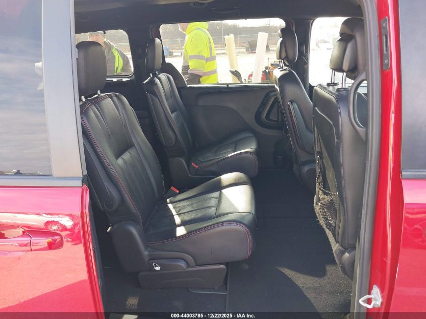 2015 Dodge Grand Caravan R/T VIN: 2C4RDGEG9FR689142 Lot: 44003785