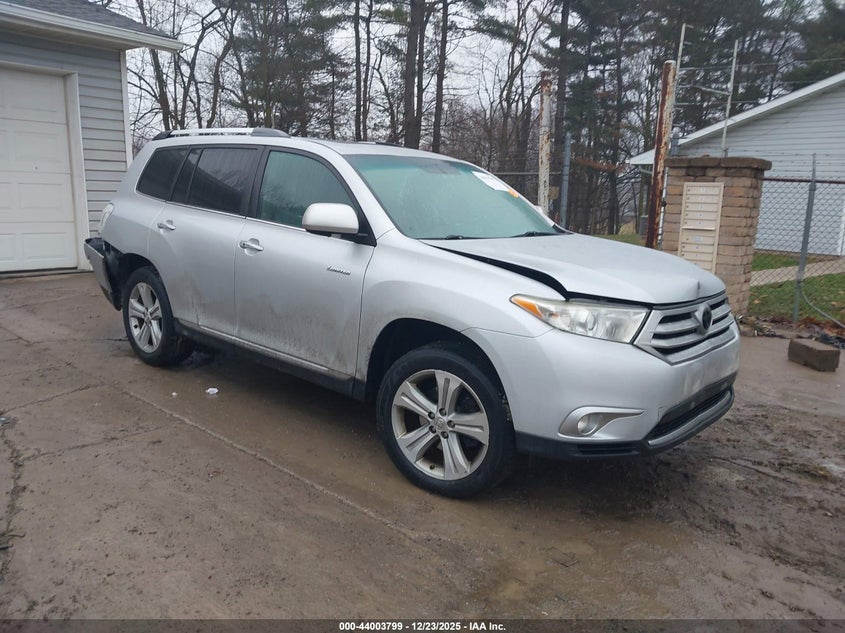 2013 Toyota Highlander Limited V6